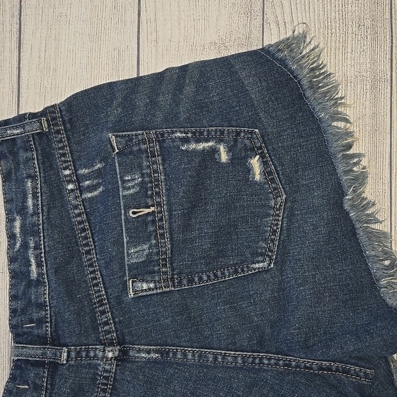 Free People Women's Distressed Denim Shorts Blue Size 30 - Picture 8 of 11